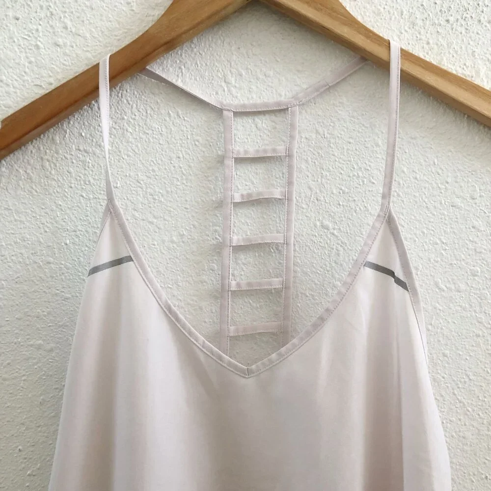 LULULEMON Breezy Singlet Top‎ Size 4